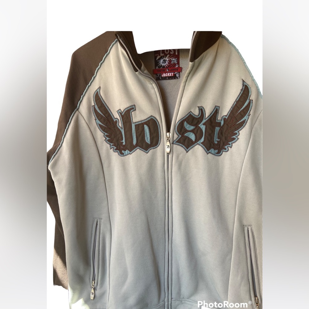 Lost men’s sweater size Large